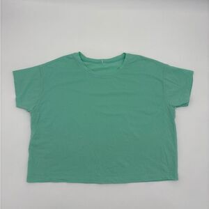 Lululemon Cropped Tee